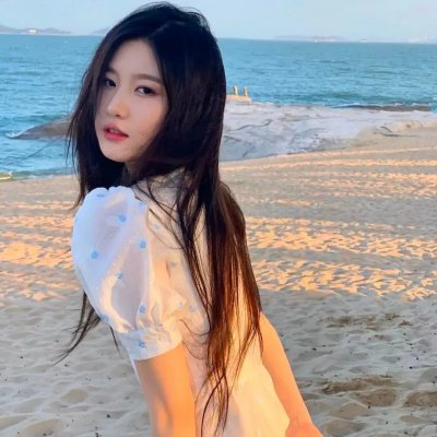 拉. 拉